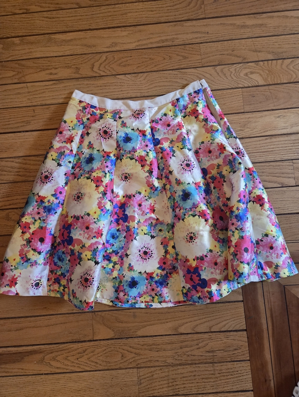 Oscar de la Renta floral Skirt SIZE 14 (worn Once)